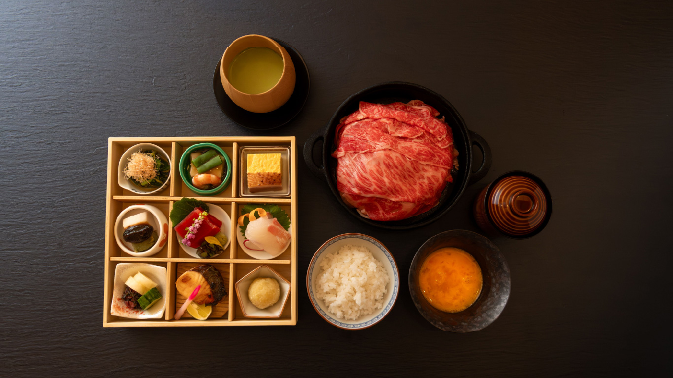 おもてなし御膳（すき焼き）　5,000円　※平日限定