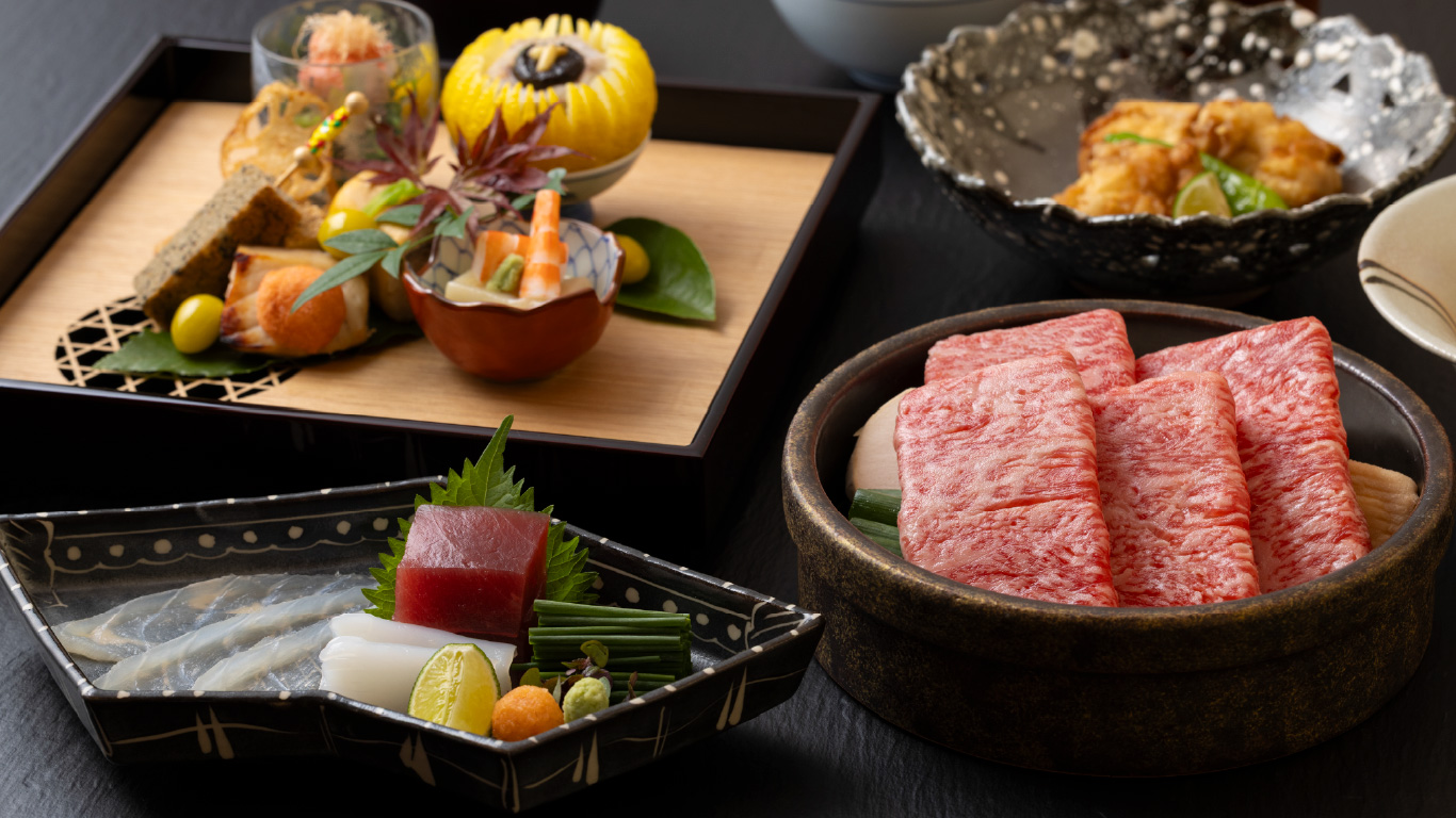 【一人ひと鍋】黒毛和牛すき焼きとふぐ会席(11-12月限定販売)