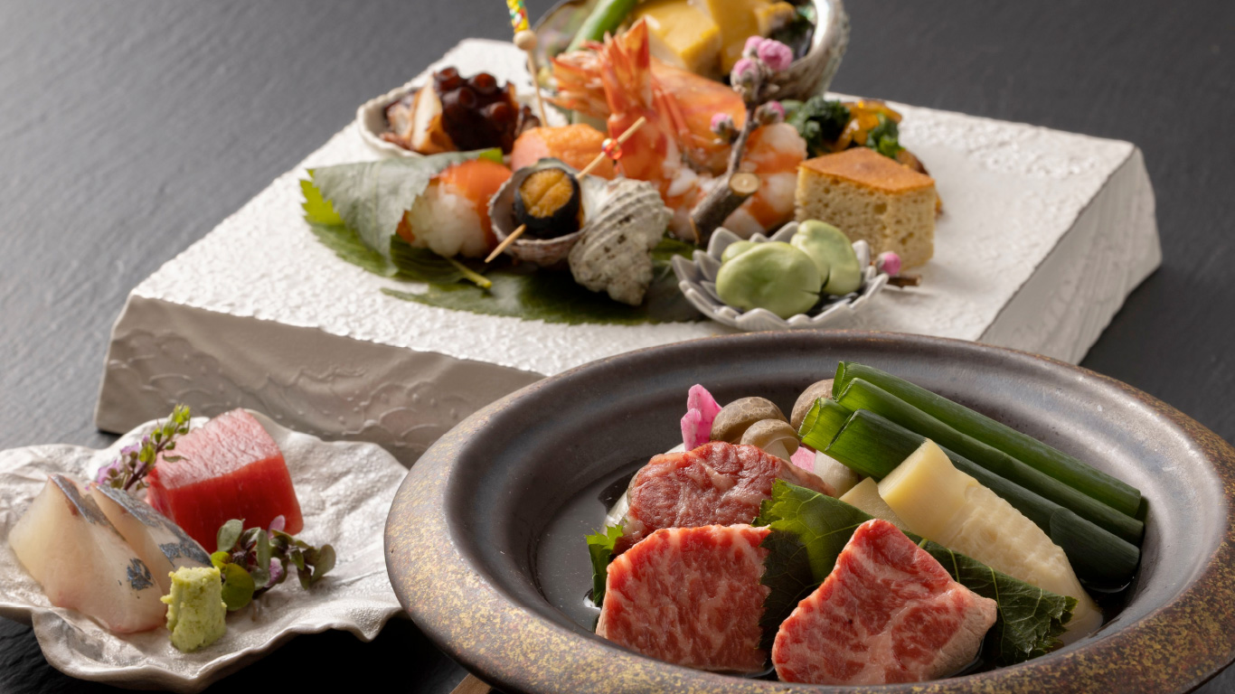 【一人ひと鍋】黒毛和牛桜蒸しとズワイ蟹ご飯（3月・4月限定販売）